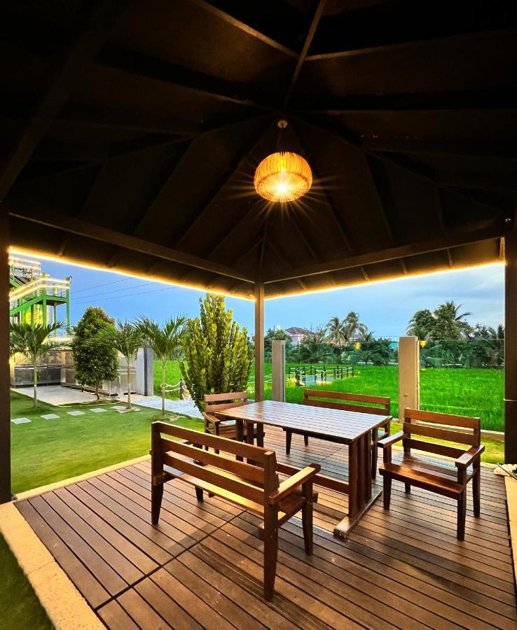 Villa Chee Sekinchan Exterior photo